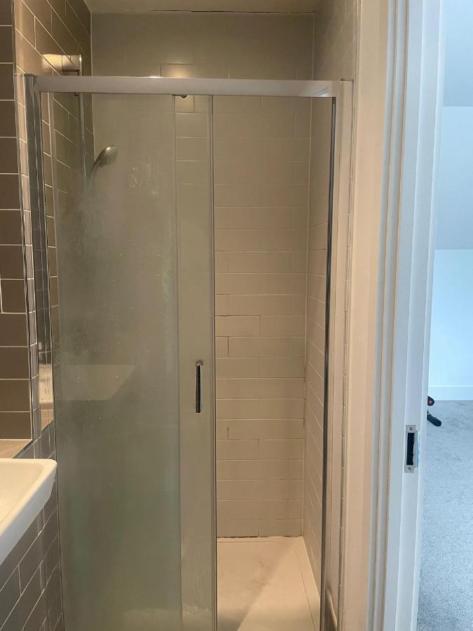Rendezvous Apartment Ромфорд Екстериор снимка