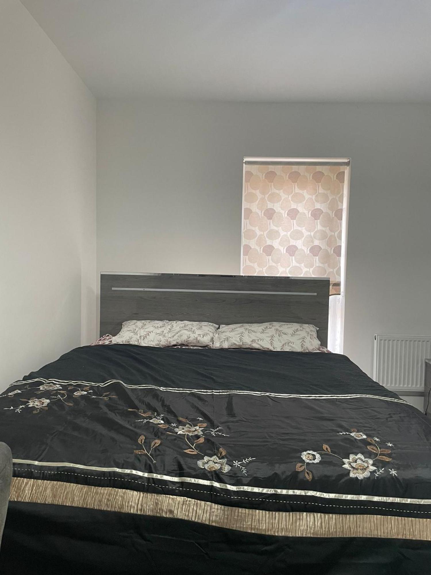 Rendezvous Apartment Ромфорд Екстериор снимка